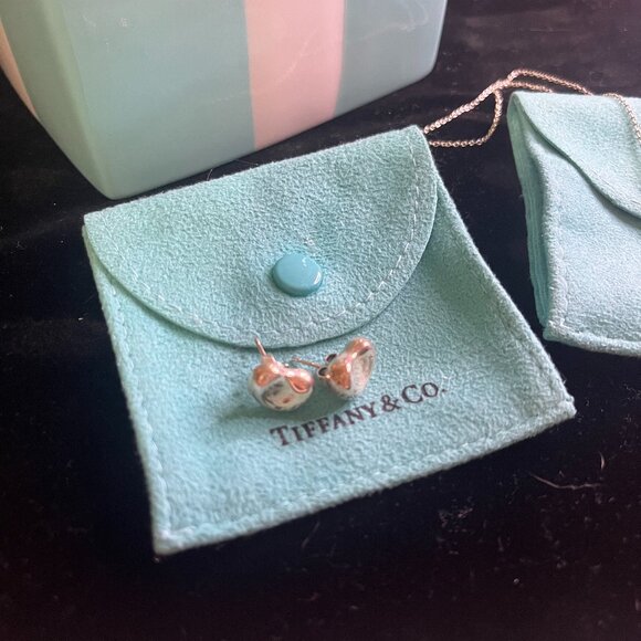 Tiffany & Co. Elsa Peretti Bean Earrings - Picture 1 of 5